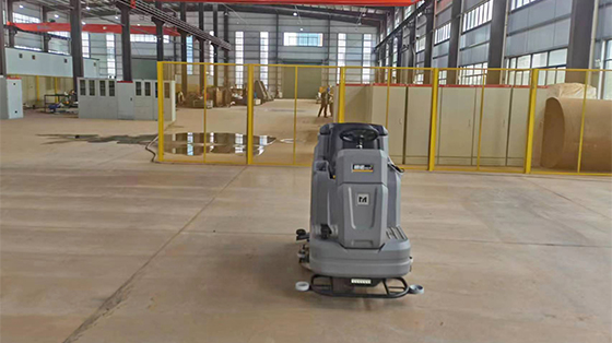 明諾V75駕駛式洗地機，全新改